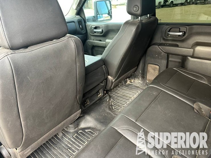 2021-chevrolet-2500-image-4