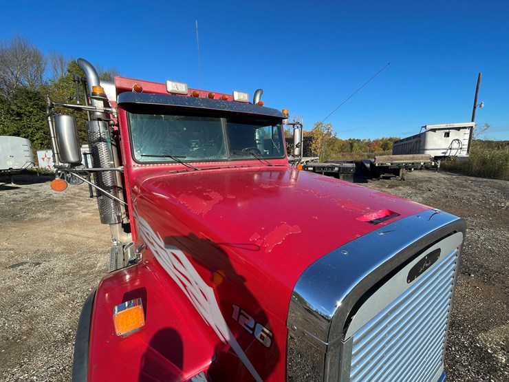 #312-•-2003-freightliner-dump-truck-(has-wi-title)-(denmark,-wi)-image-13