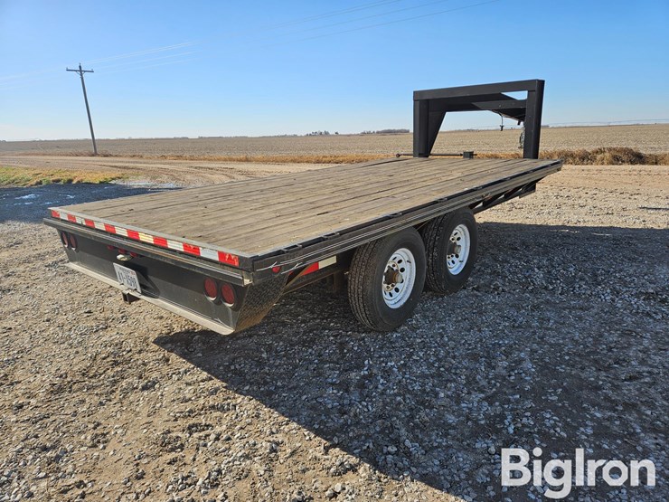 2008-neal-t/a-16'-gooseneck-flatbed-trailer-image-5