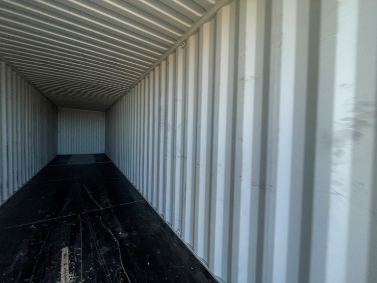 #200a-•-40'-container-image-20