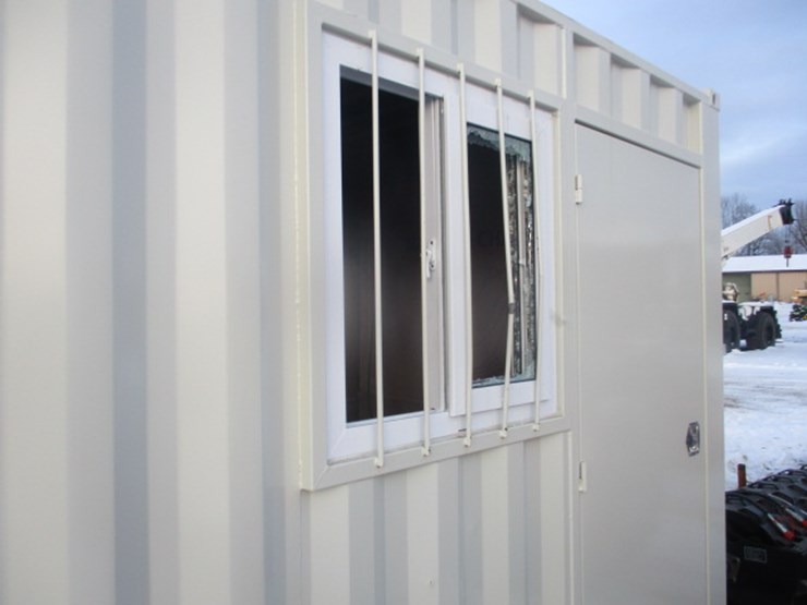#6577-•-10'-storage-container-attention-see-pics-window-is-busted-10'-storage-container-image-6