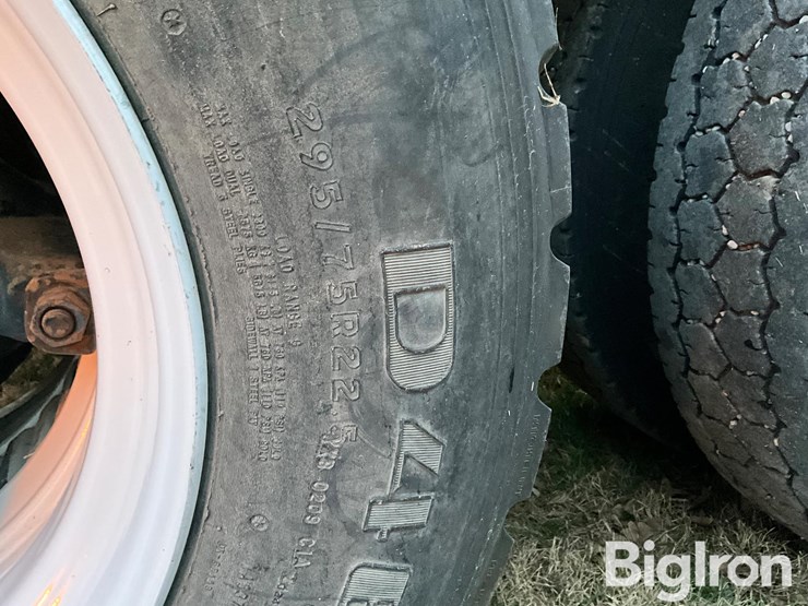 1976-chevrolet-c65-image-15