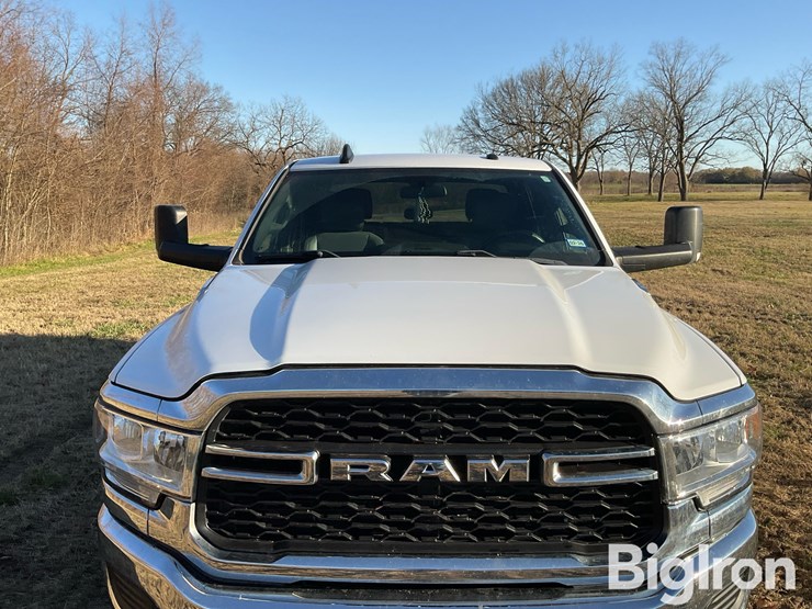 2022-ram-2500-hd-image-18