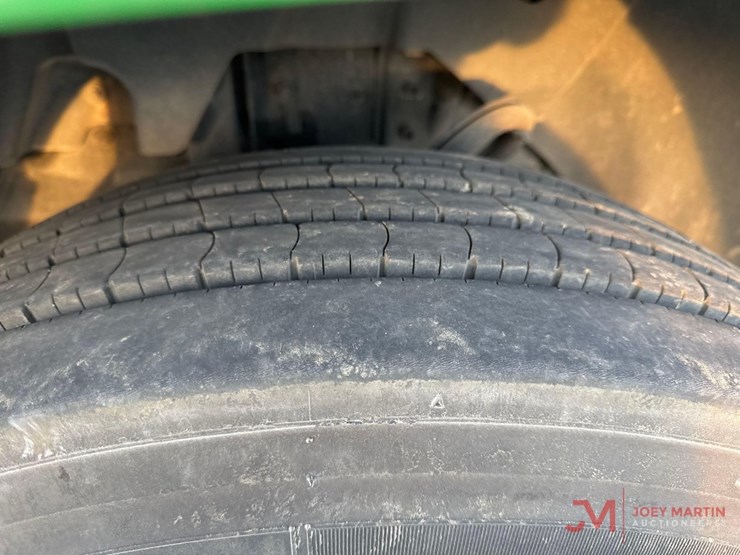 2020-mack-anthem-64t-image-5