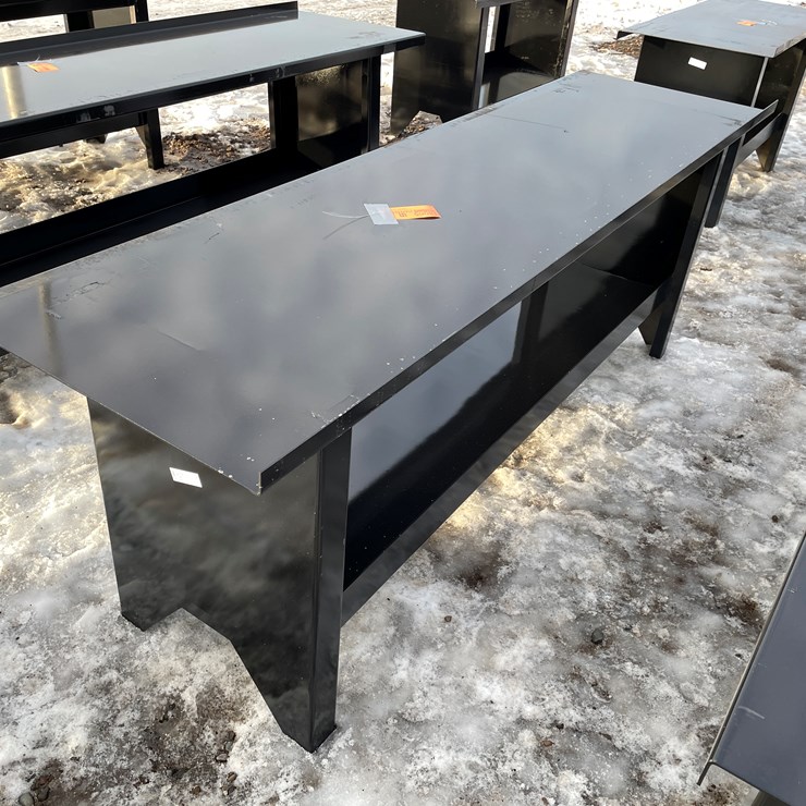 #18065 • Unused KC Workbench (Princeton, MN)