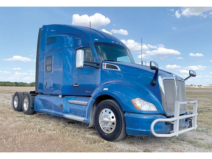 2020-kenworth-t680-image-1
