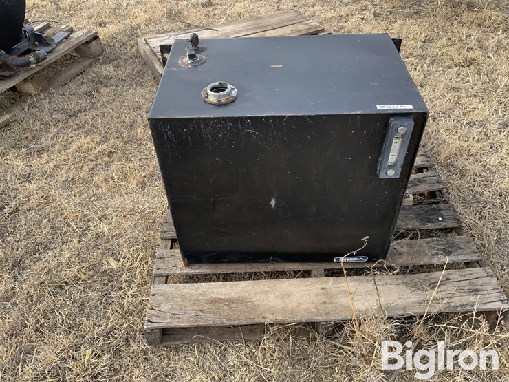 buyers-hydraulic-tank-image-2