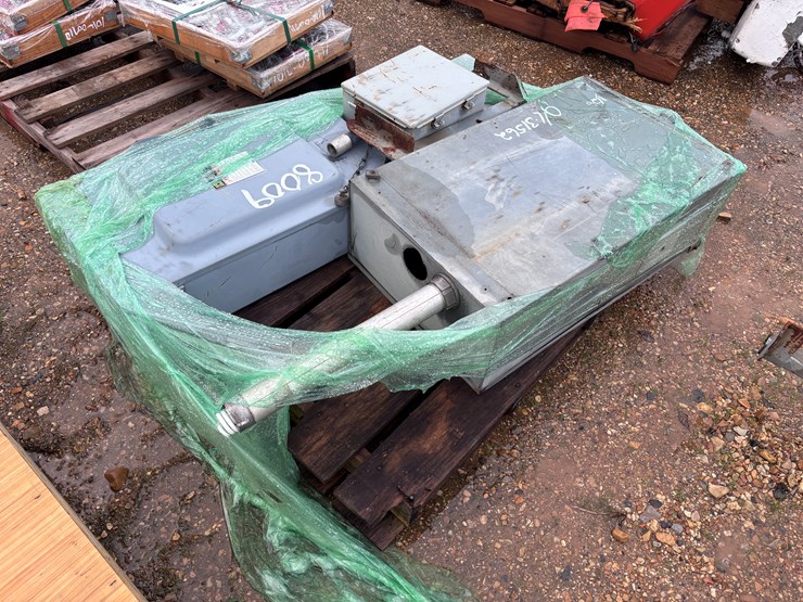 #8009-•-pallet-w-electrical-boxes-image-1