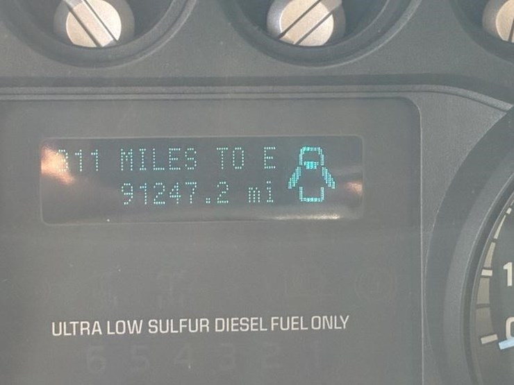 2017-ford-f650-image-24