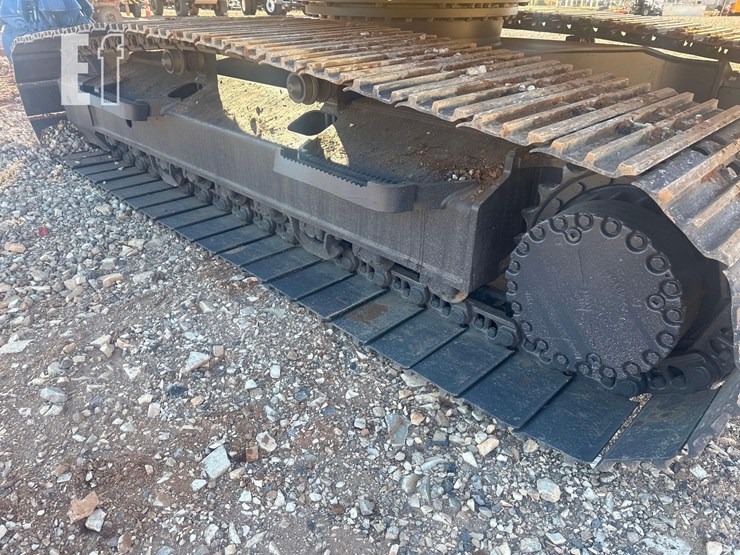 2021-komatsu-pc210-lc-11-image-29