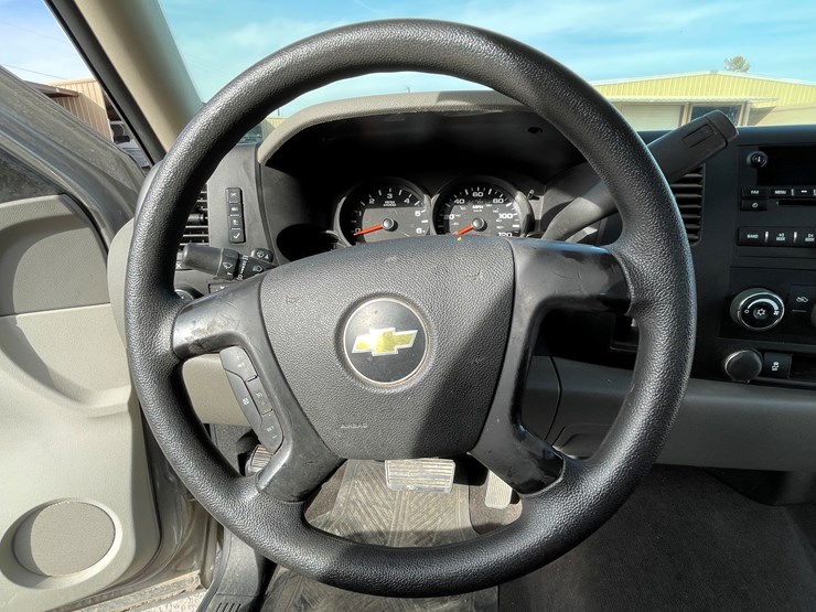 #104-•-2012-chevy-silverado-(salvaged-nm-title)-image-67