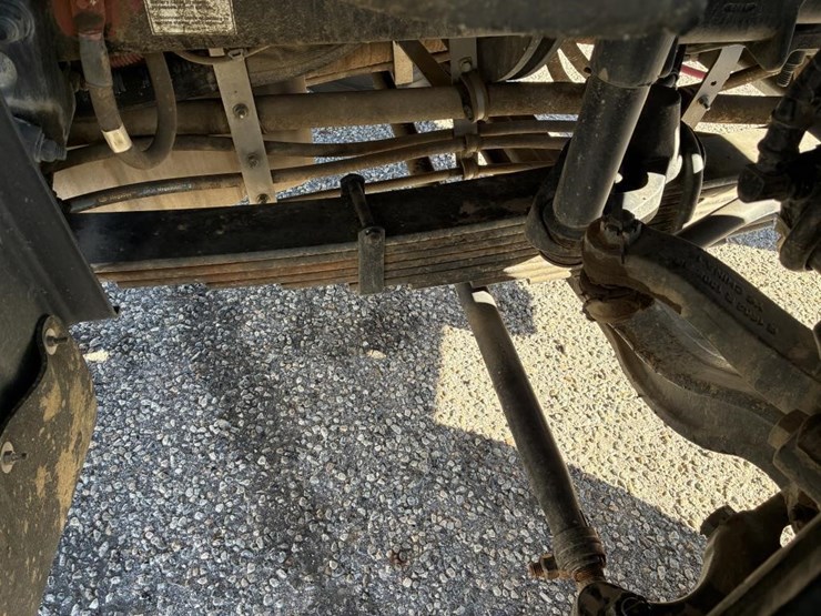 2021-freightliner-dump-truck-image-14