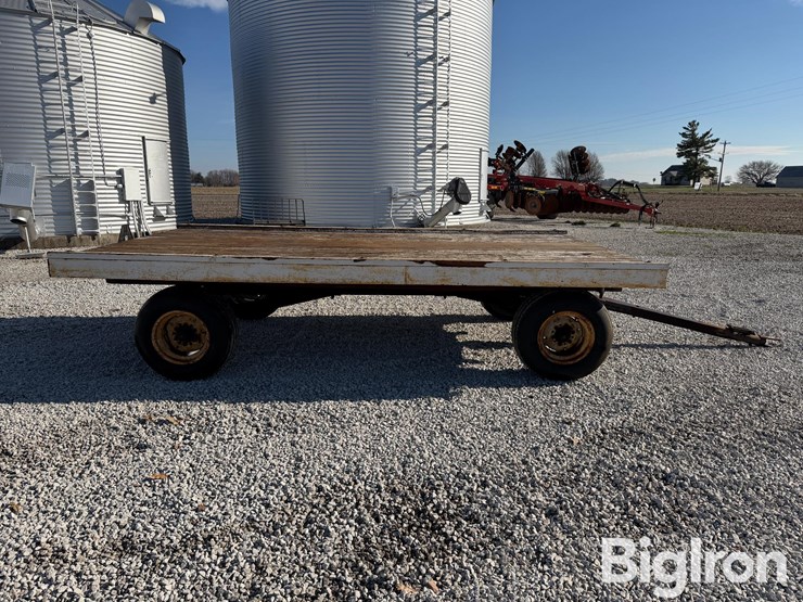 papec-1000-10-ton-running-gear-hay-wagon-w/hoist-image-4