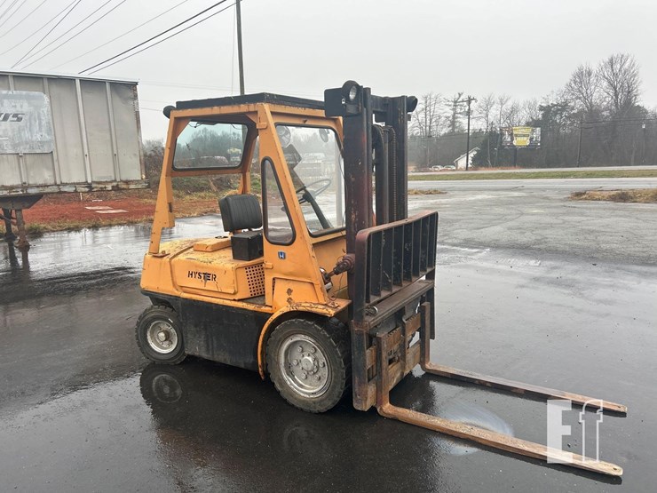 hyster-diesel-forklift-1192-image-1