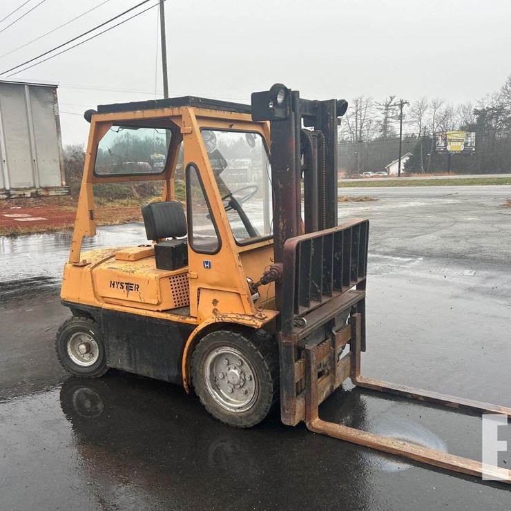 HYSTER DIESEL FORKLIFT 1192