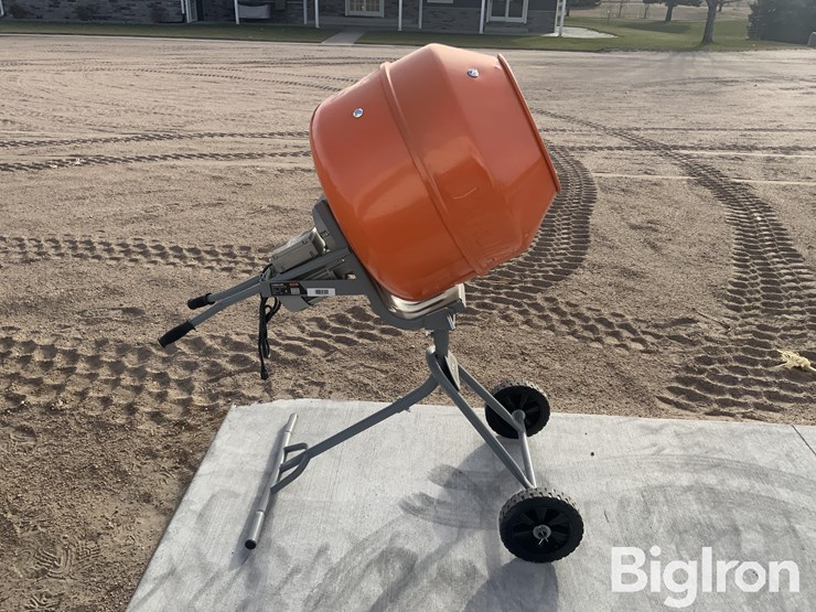 yardmax-ym0146-electric-cement-mixer-image-4