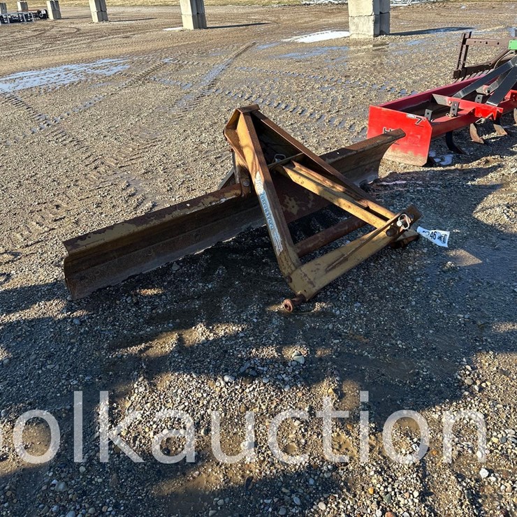 2746 - KEWANEE 8' GRADER BLADE