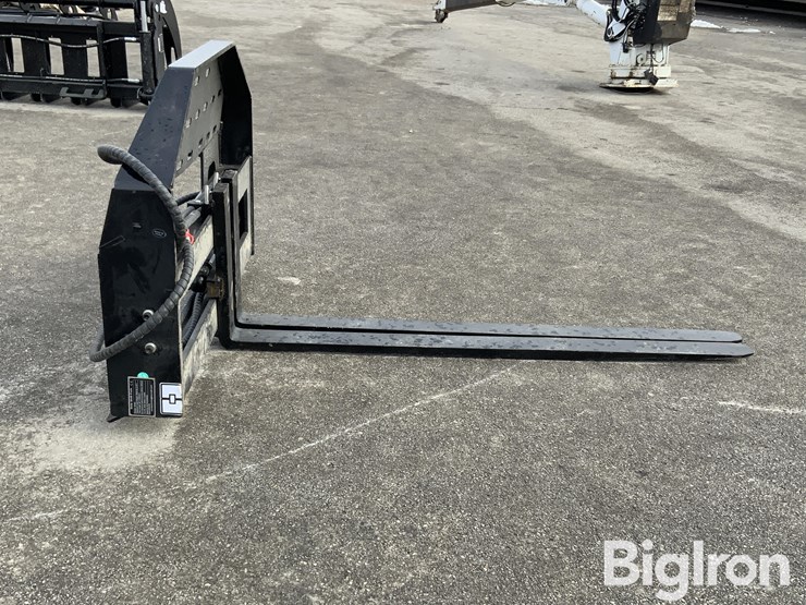 2025-giyi-sf60-skid-steer-side-shift-fork/mast-assy-image-4