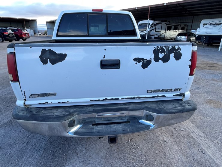 2002-chevrolet-s10-image-126