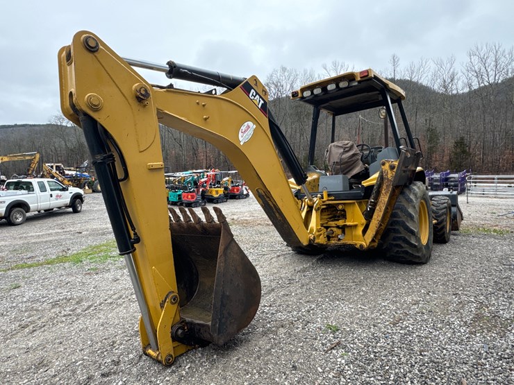 caterpillar-416c-image-3