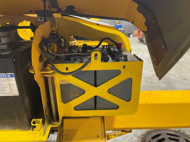 2013-bil-jax-3632t-image-27