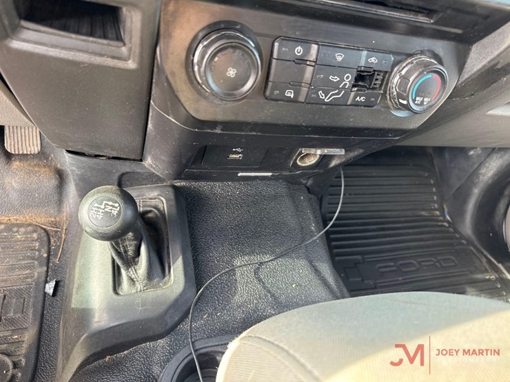 2018-ford-f350-xl-image-37