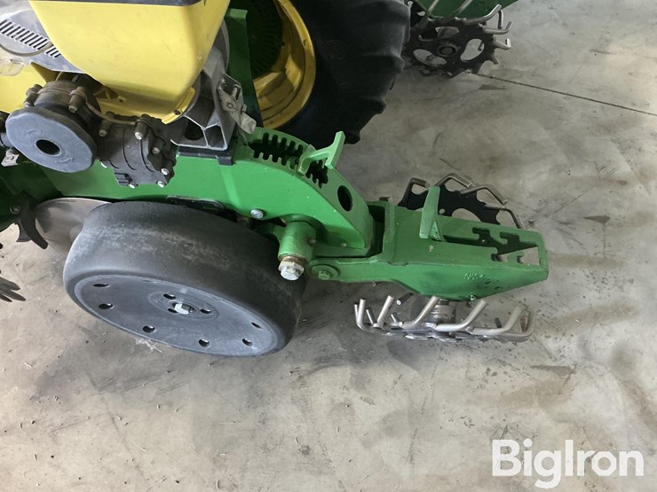2011-john-deere-1720-ccs-image-17