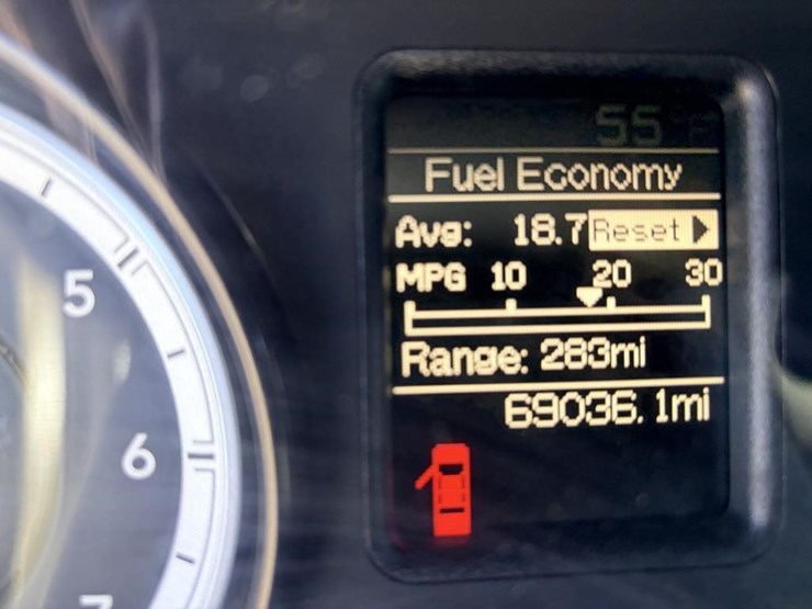 2014-dodge-ram-1500-image-15