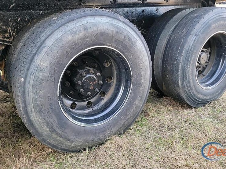 2009-kenworth-t800-image-13