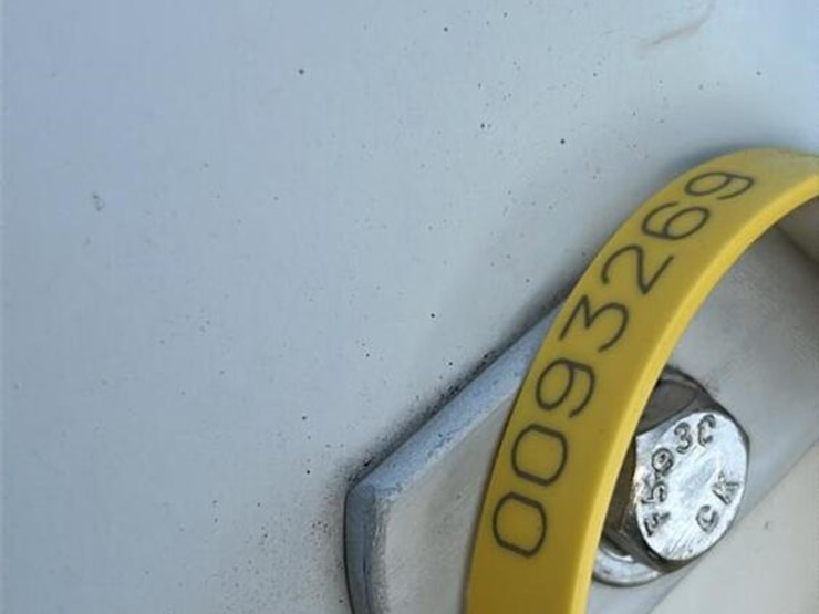 1995-international-4700-image-19