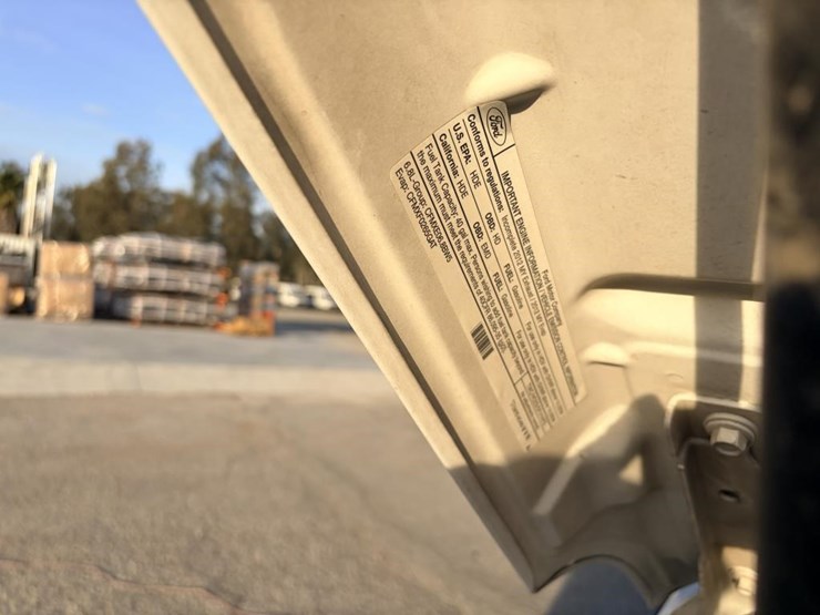 2012-ford-f550-image-9