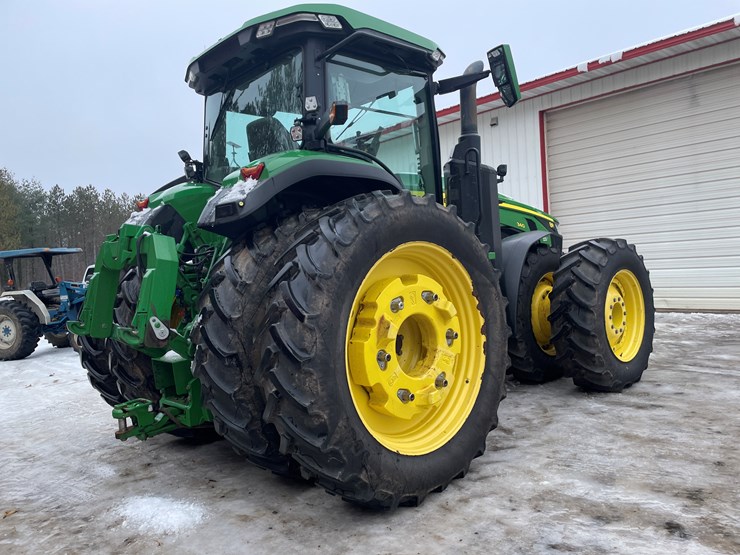 2020-john-deere-8r-340-image-7