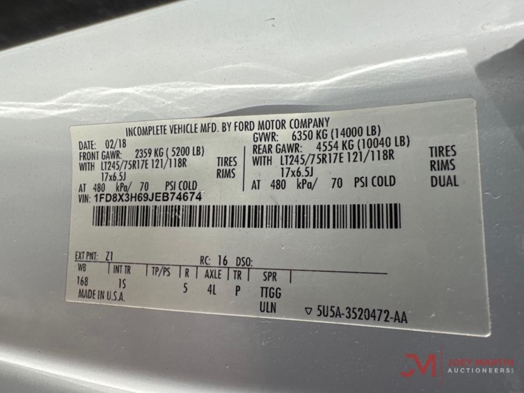 2018-ford-f350-xl-image-43