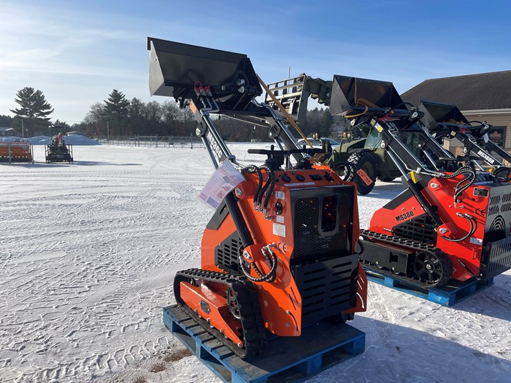 #144-•-mms-mini-skid-steer-loader-(mosinee,-wi)-image-7