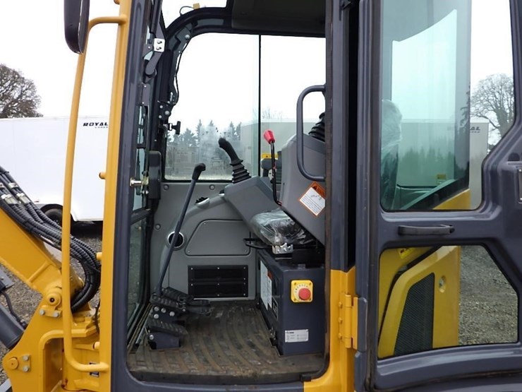 2022-xcmg-xe35u-image-21