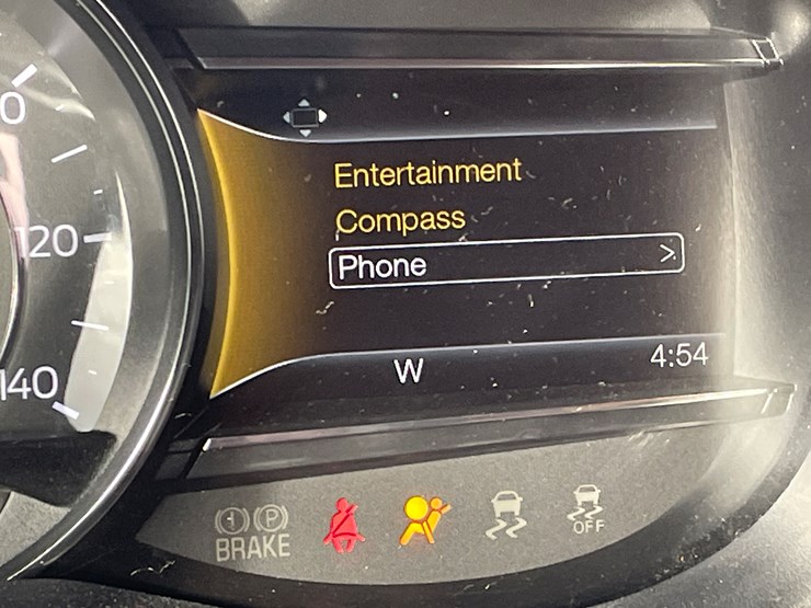 2017-ford-explorer-image-79