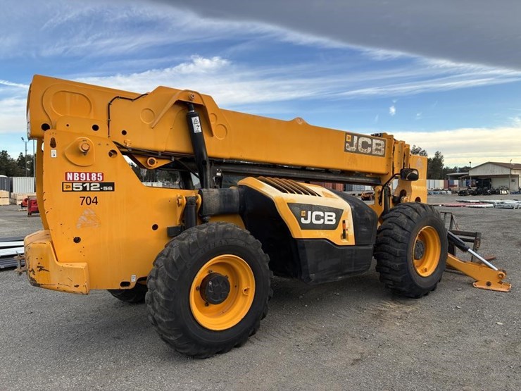 jcb-telescopic-reach-lift-image-3