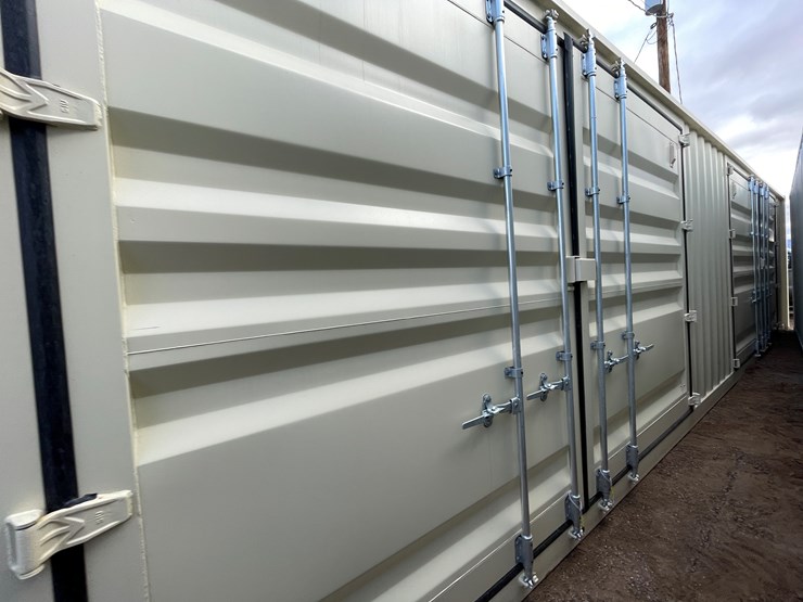 #200c-•-40'-container-image-50