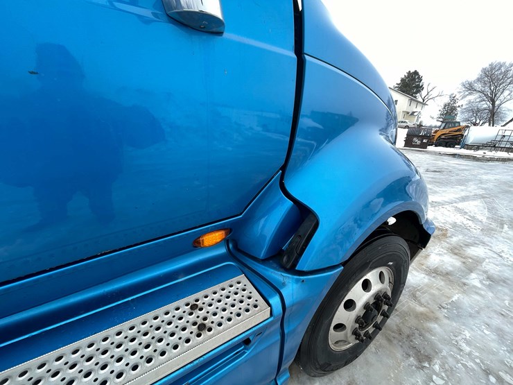 2014-international-prostar-image-24