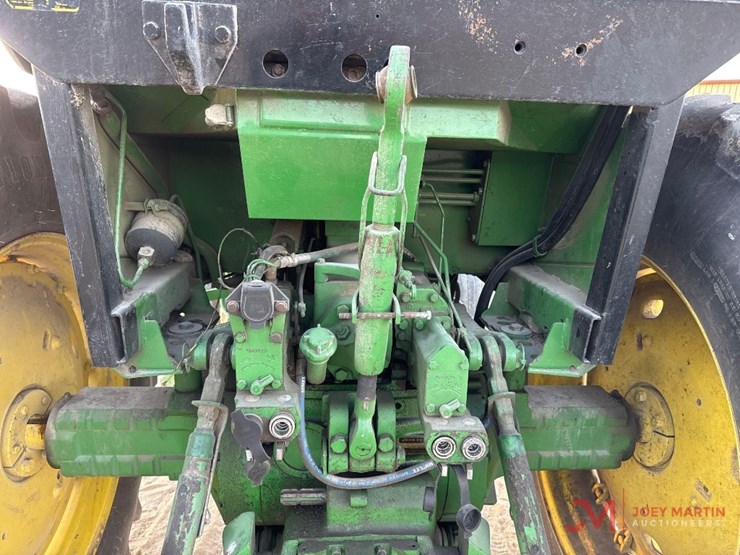 john-deere-4440-image-12