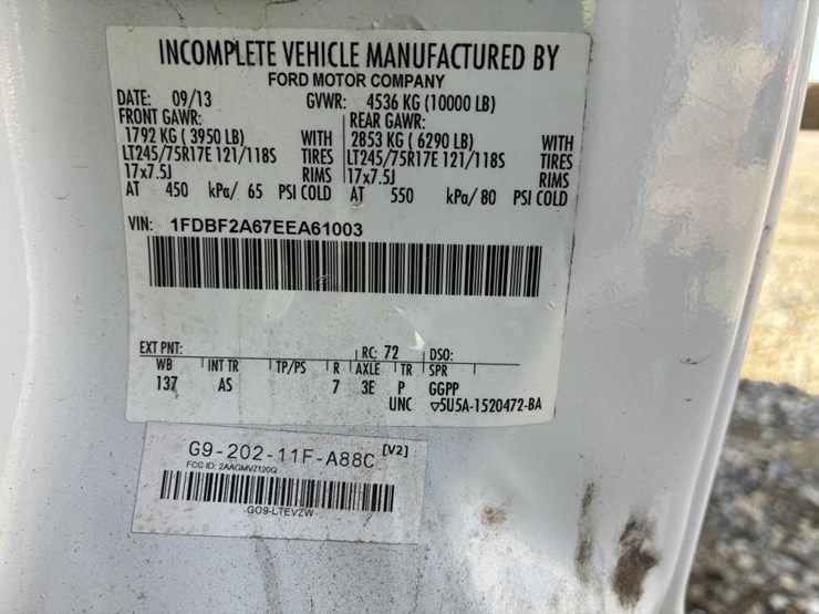 2014-ford-f250-image-25