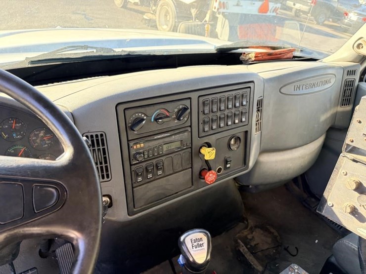 2003-international-8-image-8