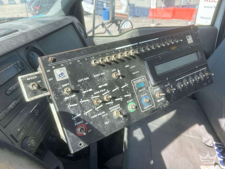 2011-ford-f750-image-20