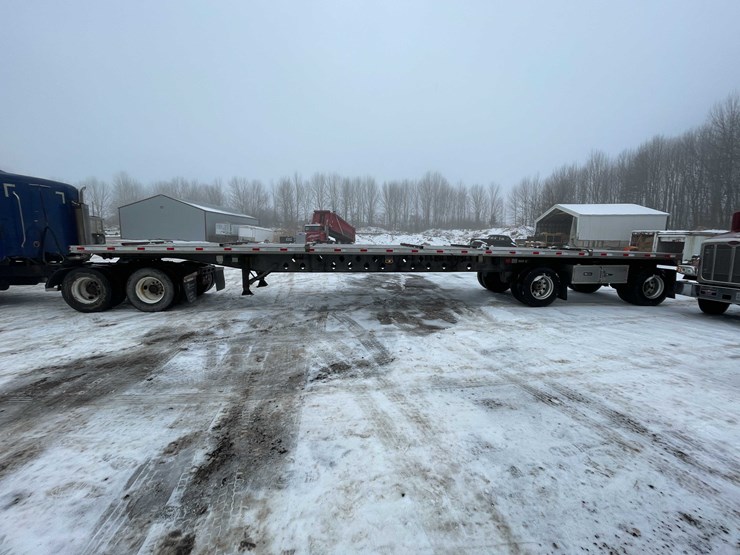 2022-hyundai-flatbed-image-2