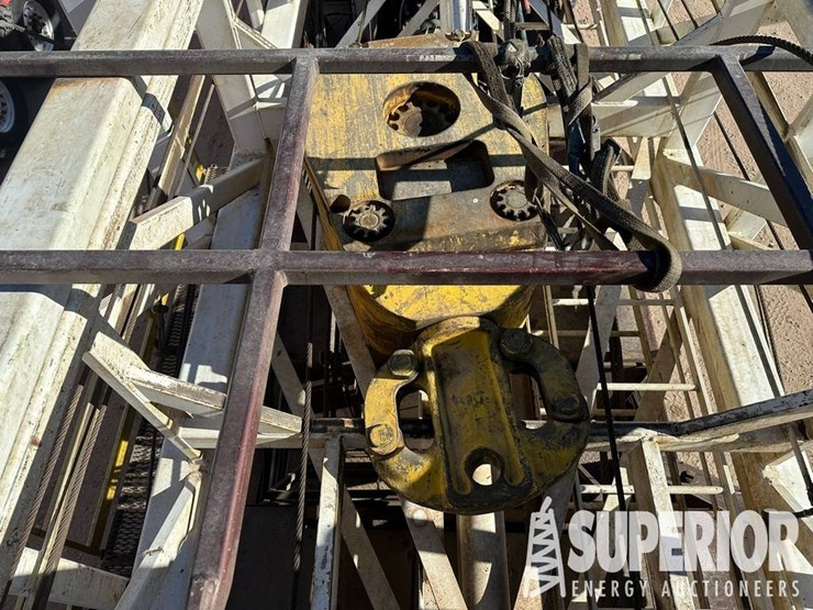 2011-service-king-575-d/d-well-service-rig,-s/n-4...-image-12