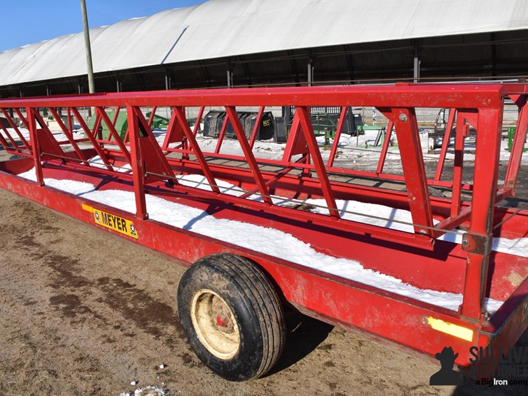 meyer-p-series-portable-bunk-feeder-image-16