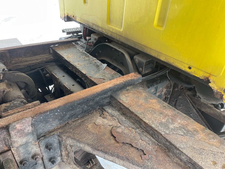 2004-caterpillar-c7-image-29