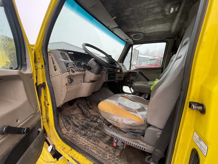 2004-caterpillar-c7-image-72