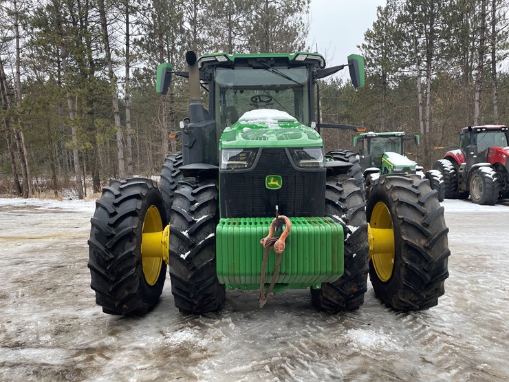 2020-john-deere-8r-340-image-2