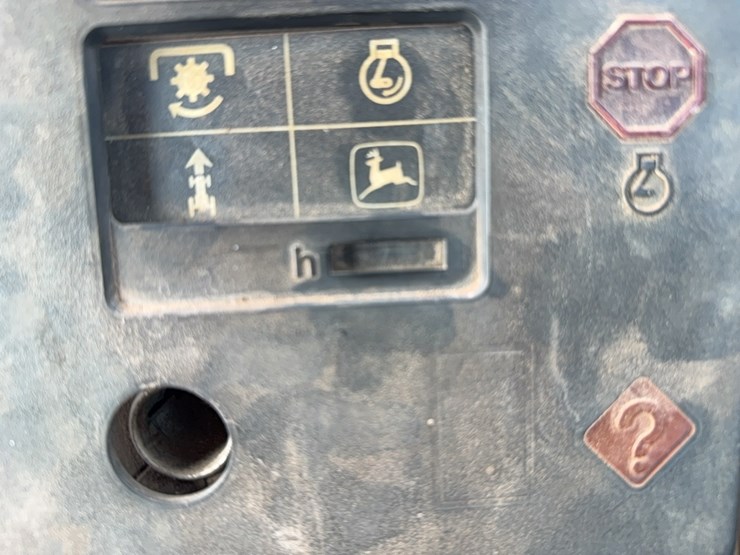 john-deere-4450-image-27